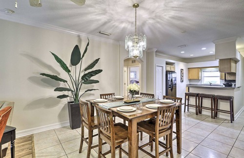 Merritt Island Condo | Quaint Merritt Island Condo w/Pool Access!