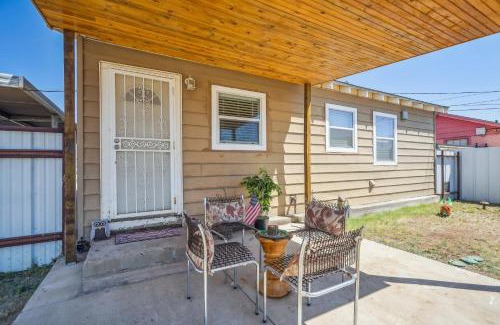 Midland House | Quaint Midland Home about 1 Mi to Downtown!