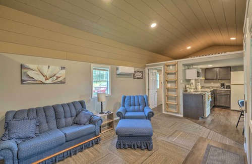 Montezuma Cabin | Quaint Montezuma Cabin Near Lake Ponderosa!