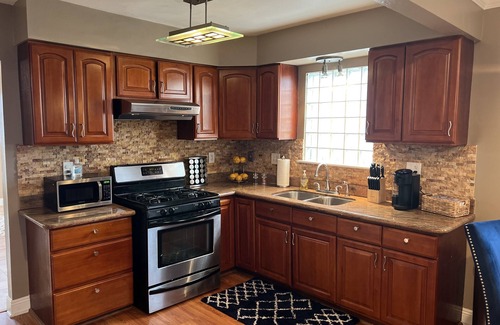 Saint Anthony Cottage | Quaint New Orleans Cottage