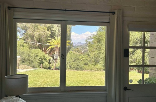 Kit Carson Apartment | Quaint, peaceful guest suite with beautiful views