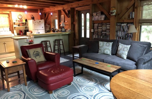 Brewster House | Quaint Post & Beam near State Park and Pond