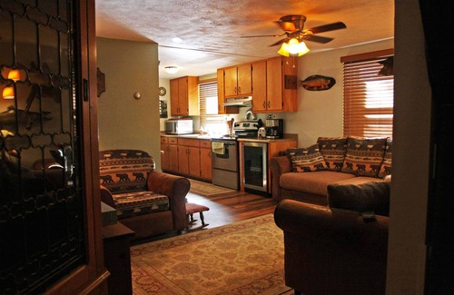 Newaygo House | Quaint quiet cottage on the Muskegon River, Newaygo!