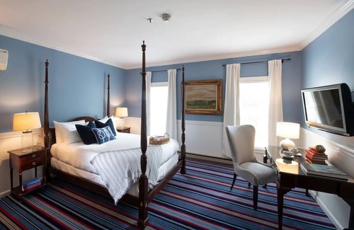 Kennebunkport Hotel | Quaint Retreat w/Complimentary Breakfast – Heart of Kennebunkport