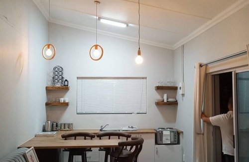 Paarl Apartment | Quaint self-catering unit, located in the heart of Paarl.