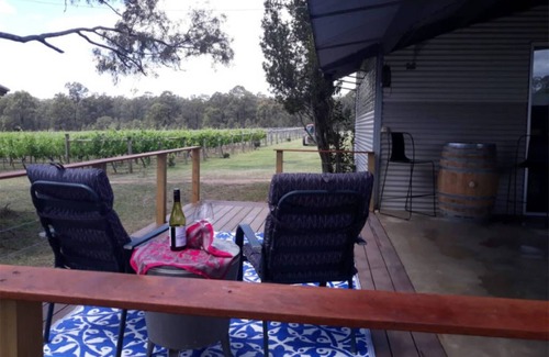 Milbrodale Cottage | Quaint Shedhouse in a working vineyard at Milbrodale Farm
