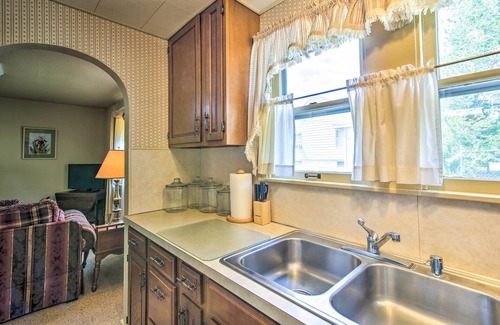 Stockton House | Quaint Stockton Escape Near Community Park!