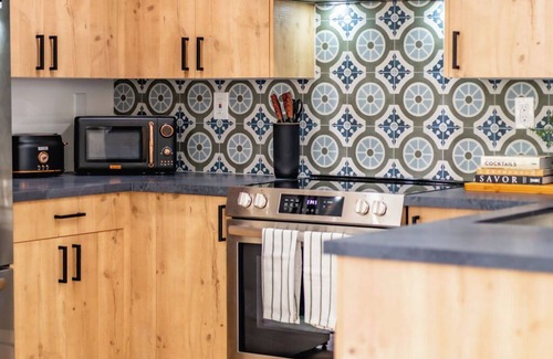 Hillcrest Apartment | Quaint Studio in Charming Marston Hills