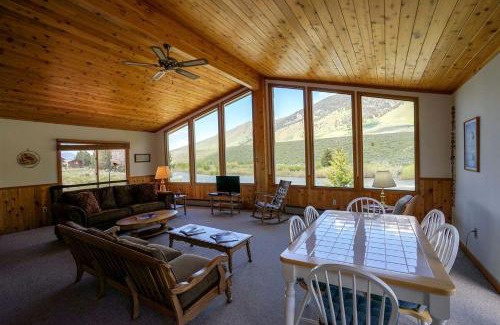 Cameron House | Quaint Vacation Rental with Madison River Views near Yellowstone in Southwest Montana