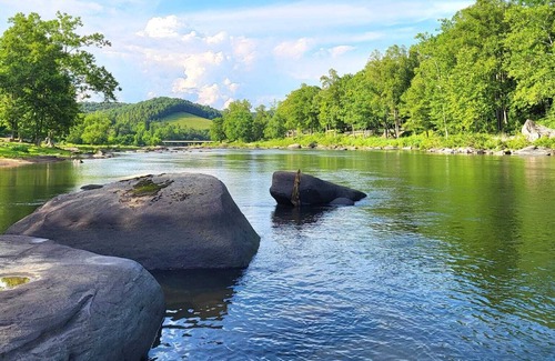 Moatsville Apartment | Quaint writer's nook on the river amongst Appalachian tranquility. Pet friendly!