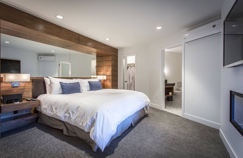 Regional District of Nanaimo Hotel | Qualicum Beach Inn