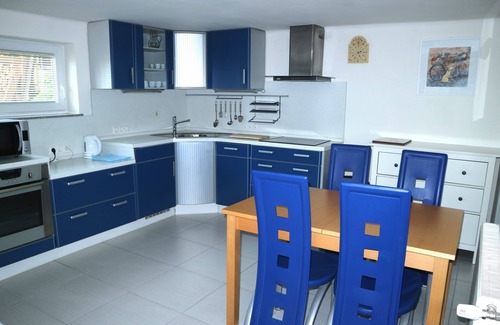 Bled Apartment | Quality apartment Bled Slovenia: superb views, 1.8km from magical Lake Bled