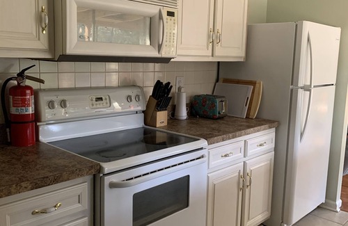 Mossy Oaks House | Quality comfort in a convenient location (entire house)