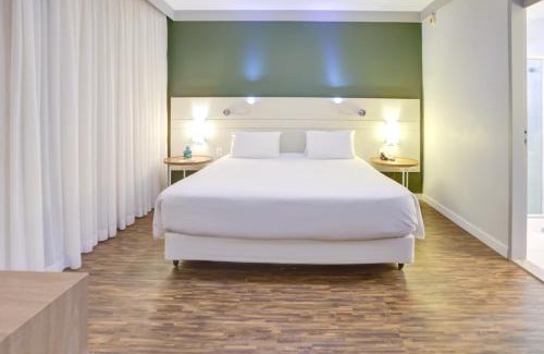 Pinheiros Hotel | Quality Faria Lima