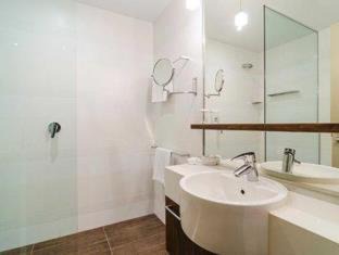 Taylors Lakes Hotel | Quality Hotel Taylors Lakes