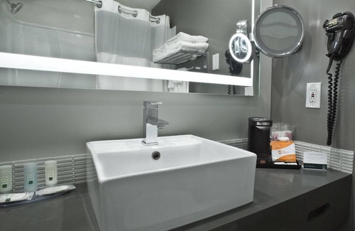 Hayward Hotel | Quality Inn Hayward