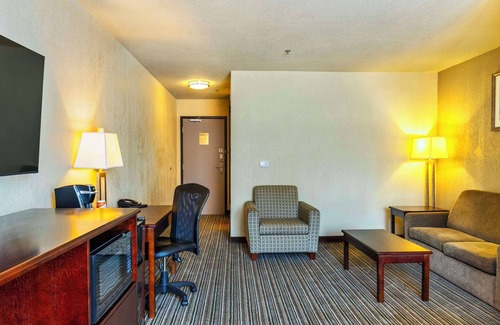 Yorkton Hotel | Quality Inn and Suites