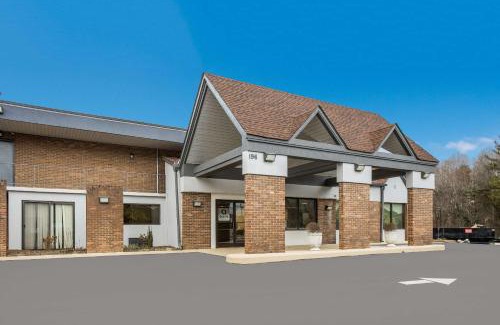 Skyland Hotel | Quality Inn Asheville Airport