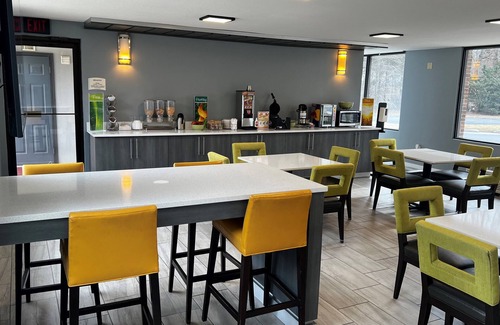 Skyland Hotel | Quality Inn Asheville Airport