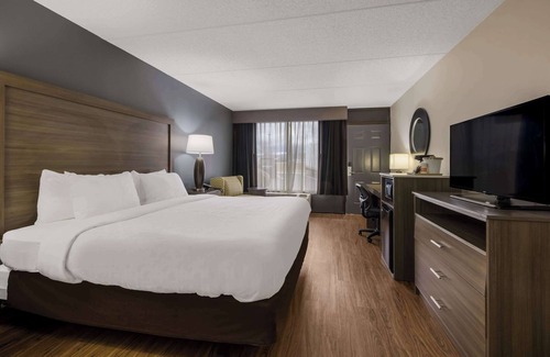 Skyland Hotel | Quality Inn Asheville Airport