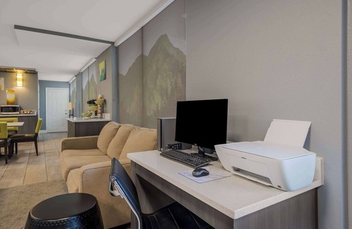 Skyland Hotel | Quality Inn Asheville Airport