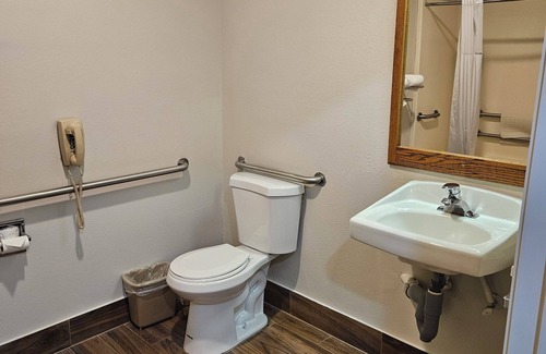 Beaver Hotel | Quality Inn Beaver I-5