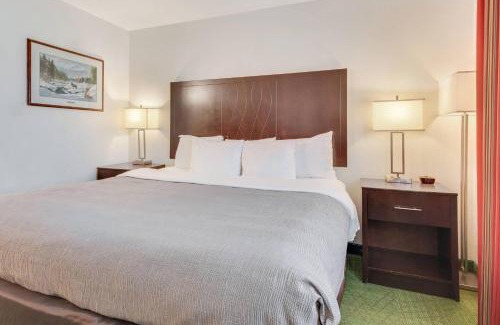 Bozeman Hotel | Quality Inn Belgrade - Bozeman Yellowstone Airport