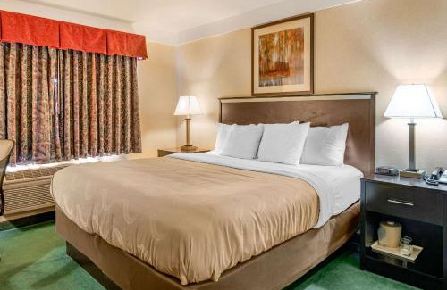 Boyd Acres Hotel | Quality Inn Bend North