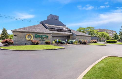 Middleburg Heights Hotel | Quality Inn Cleveland Airport