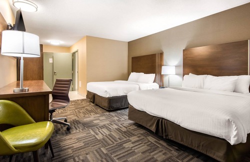 Orillia Hotel | Quality Inn & Conference Centre