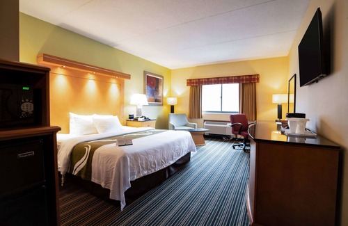 Cromwell Hotel | Quality Inn Cromwell - Middletown