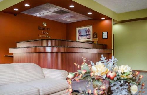Crystal River Hotel | Quality Inn Crystal River
