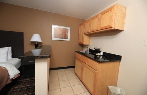 Irving Hotel | Quality Inn DFW Airport North