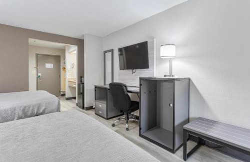 Selma Hotel | Quality Inn Edmund Pettus Bridge area