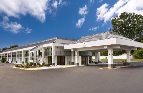 Emporia Hotel | Quality Inn Emporia