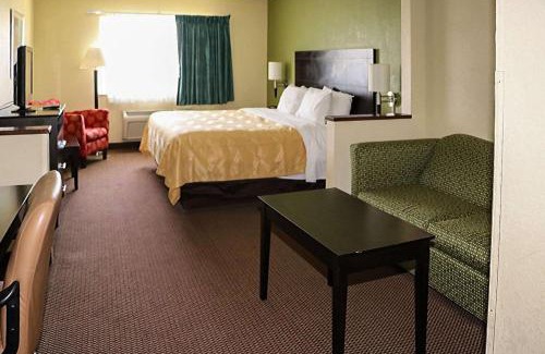 Evansville Hotel | Quality Inn Evansville Eastland Area