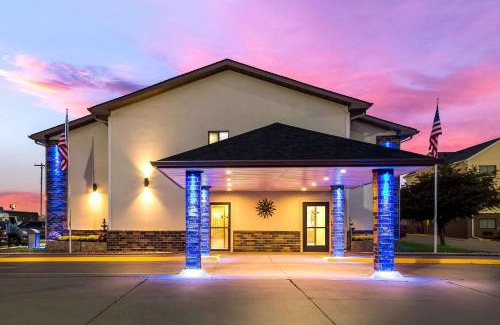 Galesburg Hotel | Quality Inn Galesburg near US Highway 34 and I-74