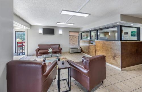 Glasgow Hotel | Quality Inn Glasgow