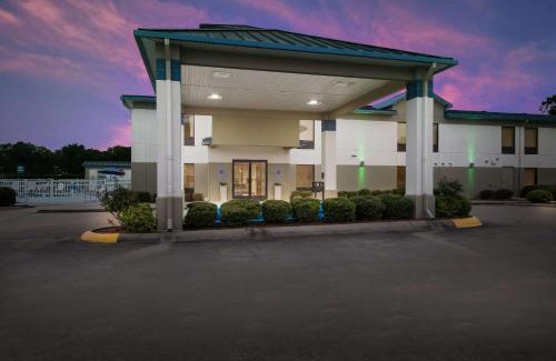 Jacksonville Hotel | Quality Inn Jacksonville near Little Rock Air Force Base