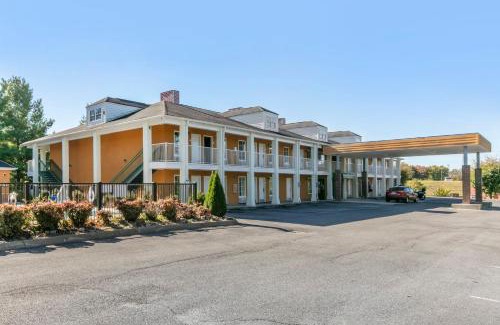 Johnson City Hotel | Quality Inn Johnson City I-26 exit 17