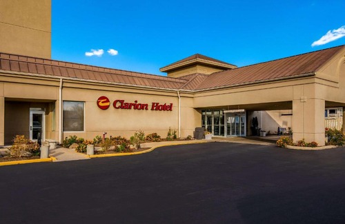 Joliet Hotel | Quality Inn Joliet
