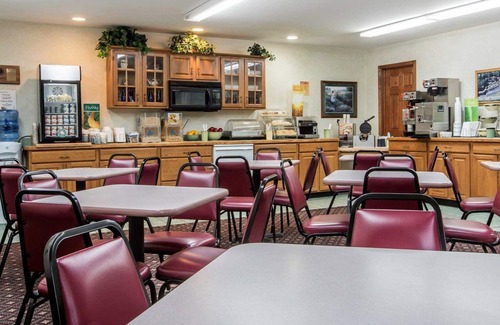 Lake George Hotel | Quality Inn Lake George
