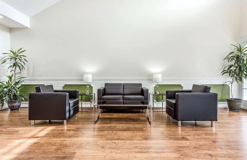 Lancaster Hotel | Quality Inn Lancaster