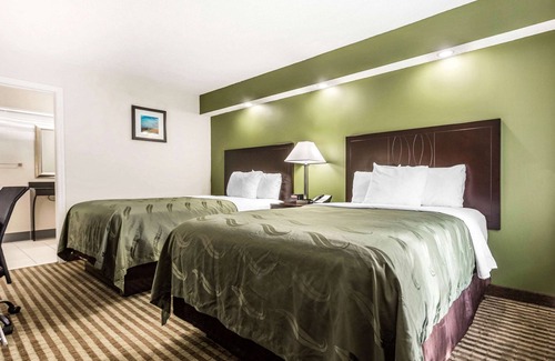 Lancaster Hotel | Quality Inn Lancaster