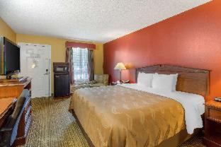 Laurinburg Hotel | Quality Inn Laurinburg
