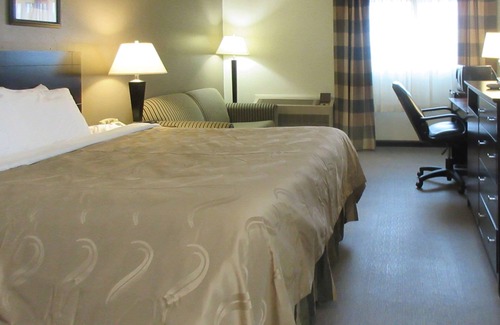 Del Camino Hotel | Quality Inn Longmont