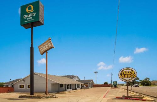 Madisonville Hotel | Quality Inn Madisonville