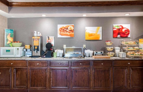Meadville Hotel | Quality Inn Meadville