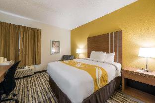 Michigan City Hotel | Quality Inn Michigan City South