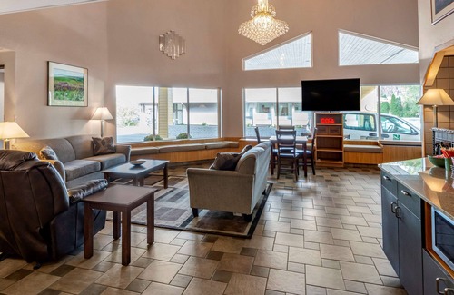 Pullman Hotel | Quality Inn Paradise Creek